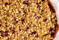 Cranberry Apple Crisp with Warm Cinnamon Crumble
