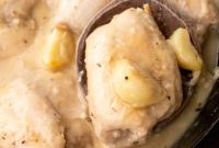 Pan-Seared Chicken Thighs with Creamy Garlic Gravy