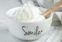 Authentic French Chantilly Cream (Crème Chantilly) Recipe