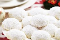 Classic Russian Tea Cakes Recipe — Melt-in-Your-Mouth Cookies