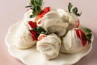 White Chocolate-Dipped Strawberries: Simple Romantic Dessert Recipe