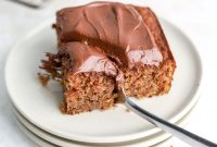 Moist Banana Spice Cake Recipe with Warm Cinnamon Flavor