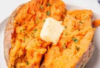 How to Cook a Sweet Potato in the Microwave Fast