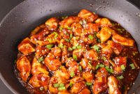 Garlic Chicken Stir-Fry with Spicy Szechuan Sauce