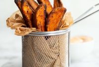 Crispy Oven-Baked Sweet Potato Wedges with Herb Dip