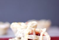 Mini Strawberry Hand Pies: Perfect Bite-Sized Dessert Recipe