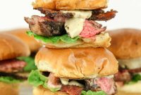 Garlic Parmesan Ribeye Sliders with Creamy Sauce
