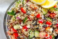 Greek-Style Quinoa Salad with Feta, Cucumber & Olives