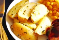 Crispy Oven-Roasted Rosemary Potatoes Recipe