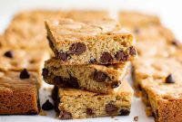 Congo Bars Recipe: Chewy Chocolate Brownie Squares