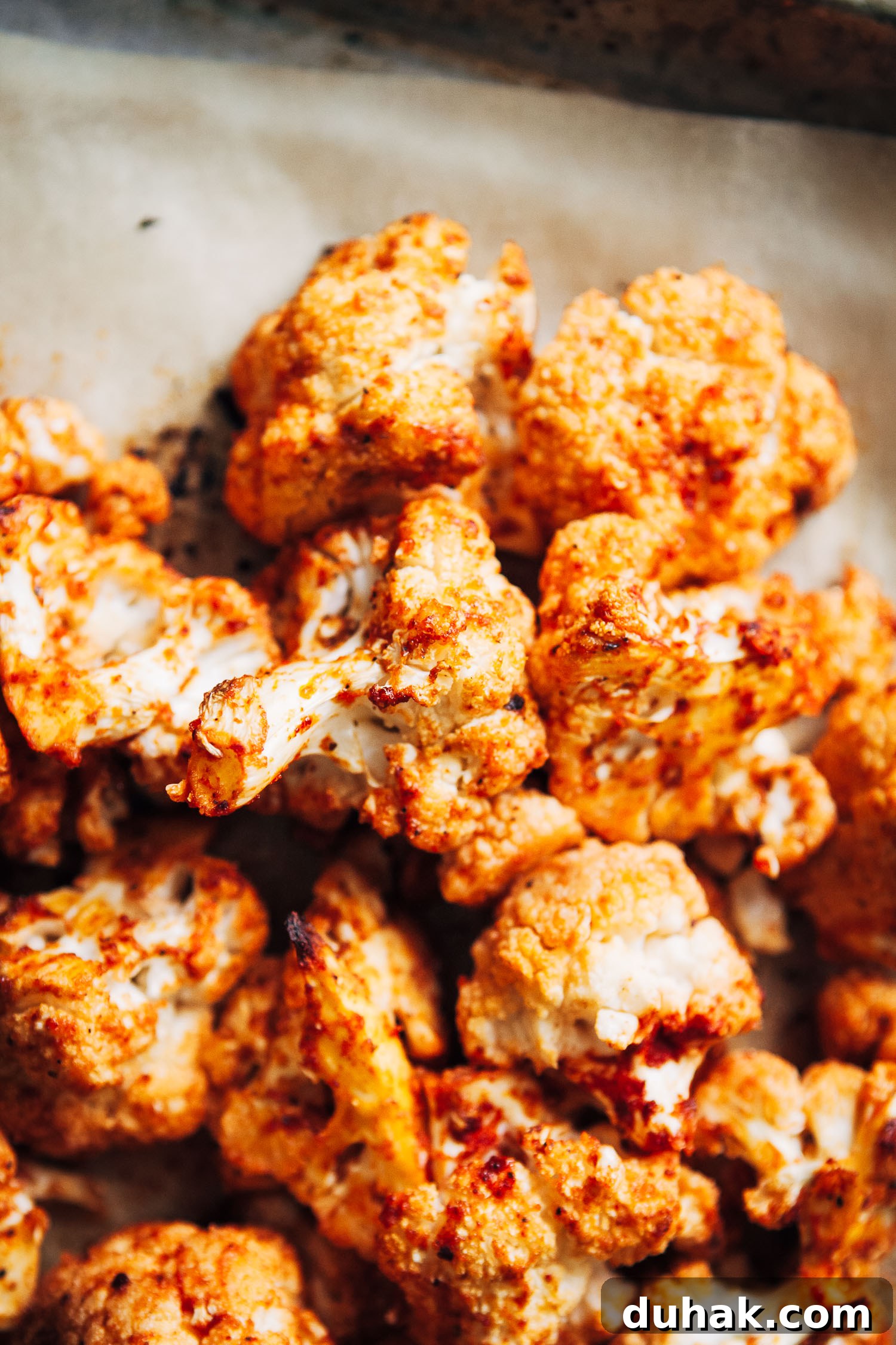 Vegan Buffalo Cauliflower Tacos | Well and Full | #healthy #spicy #recipe