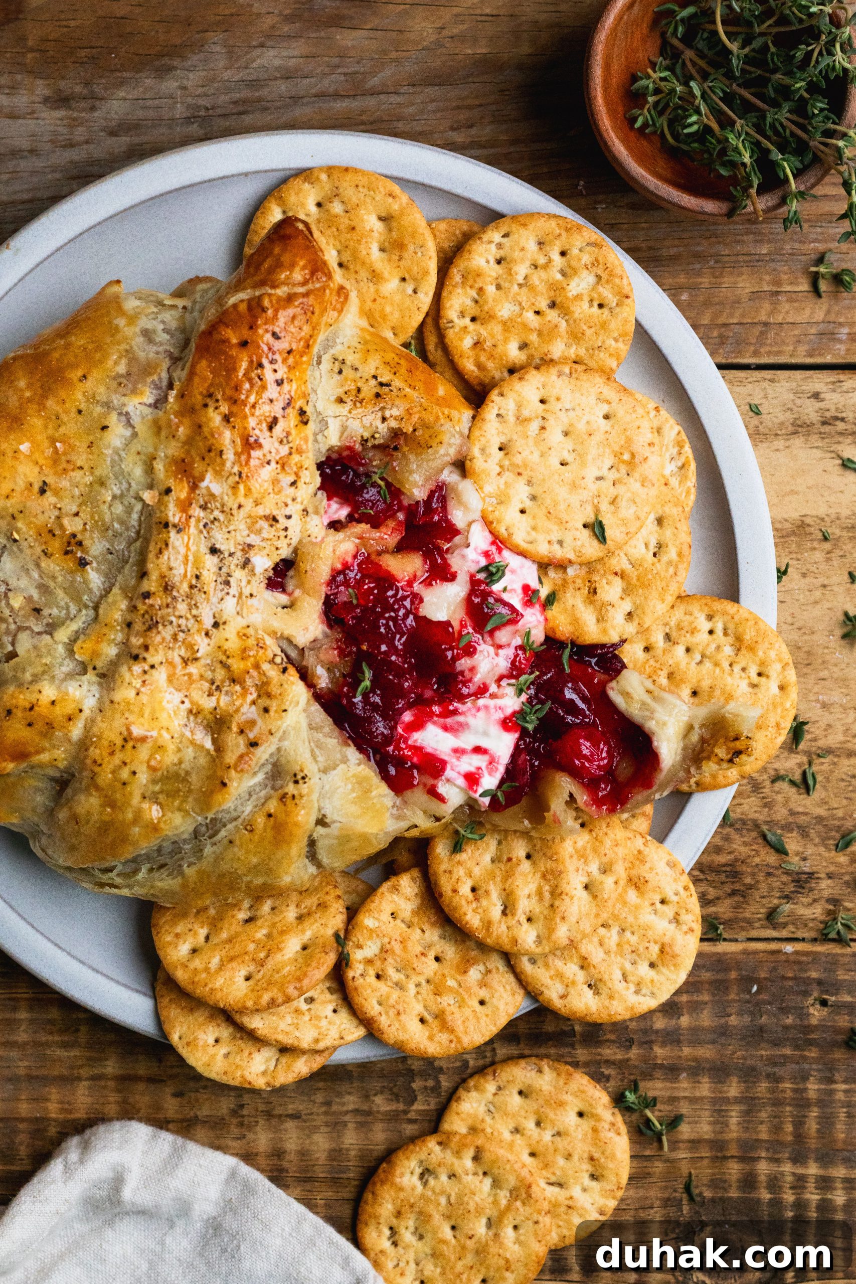 Cranberry and Brie Puff Pastry Tart: Festive Appetizer Recipe 2 Cranberry Brie Puff Pastry