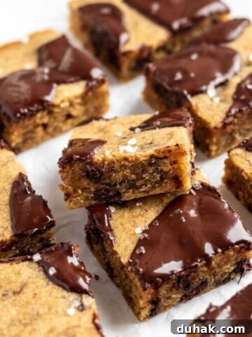 Banana blondies