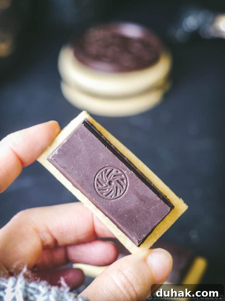 gf vegan shortbread cookies with chocolate (refined sugar-free)