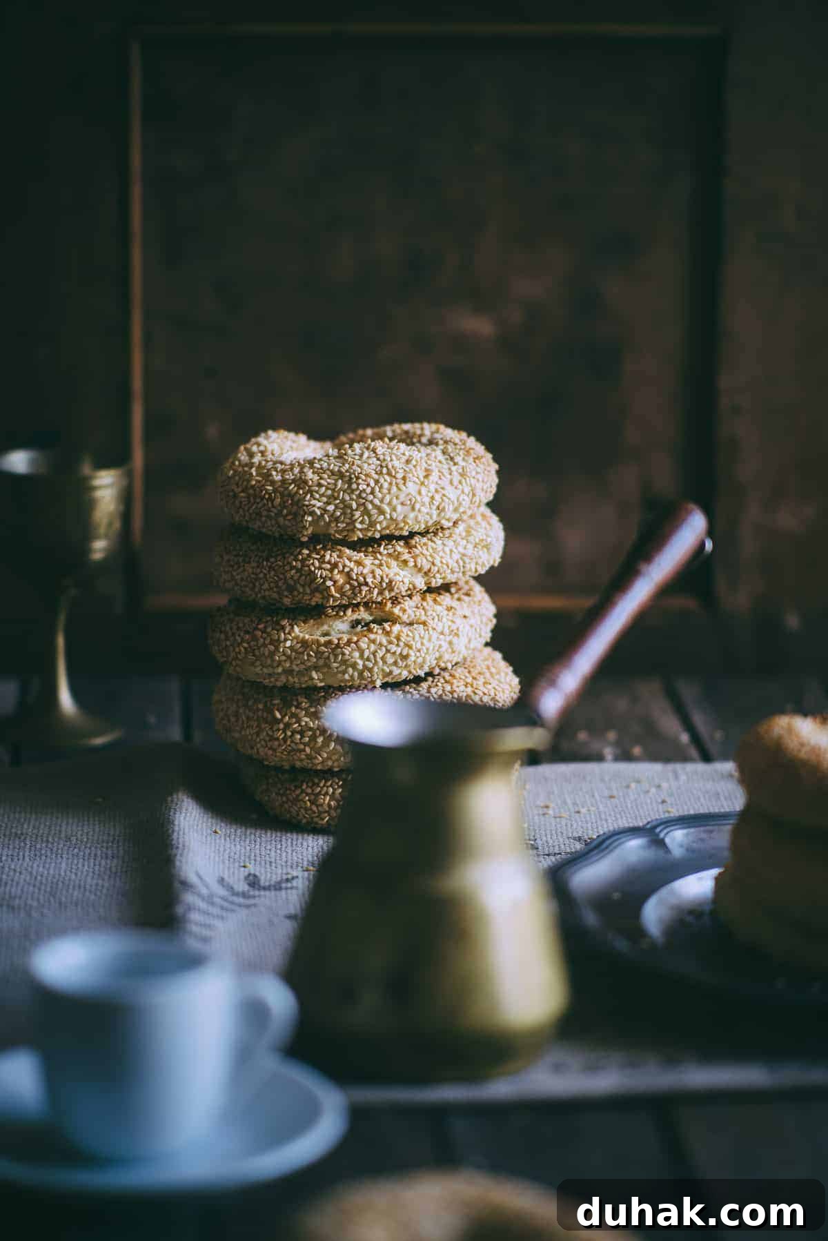 Koulouria-sesame bread rings