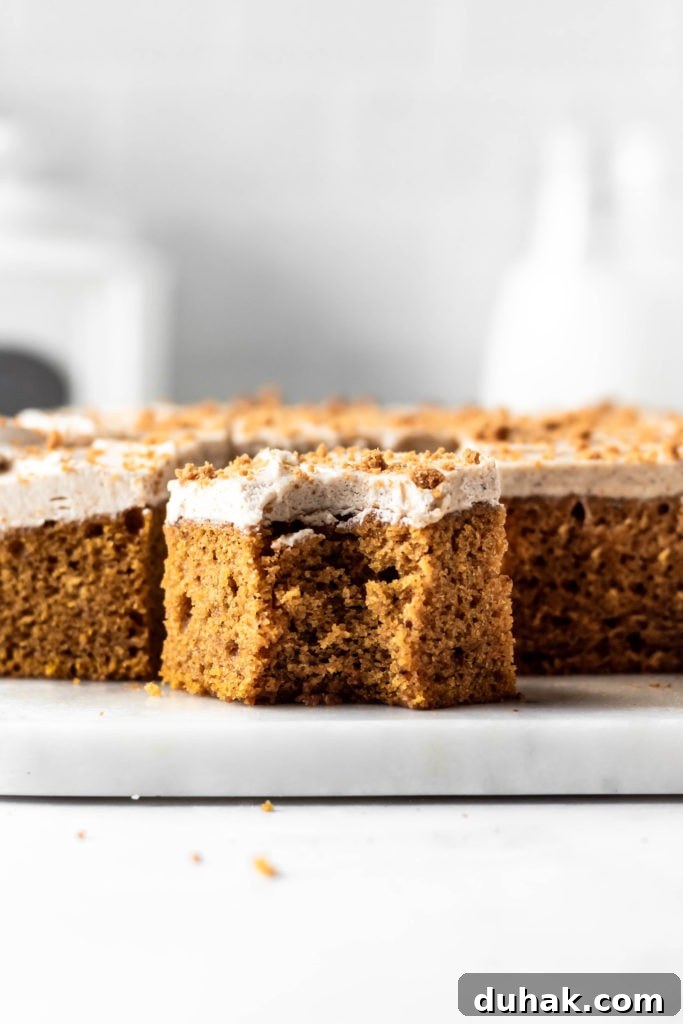 pumpkin sheet cake bite shot