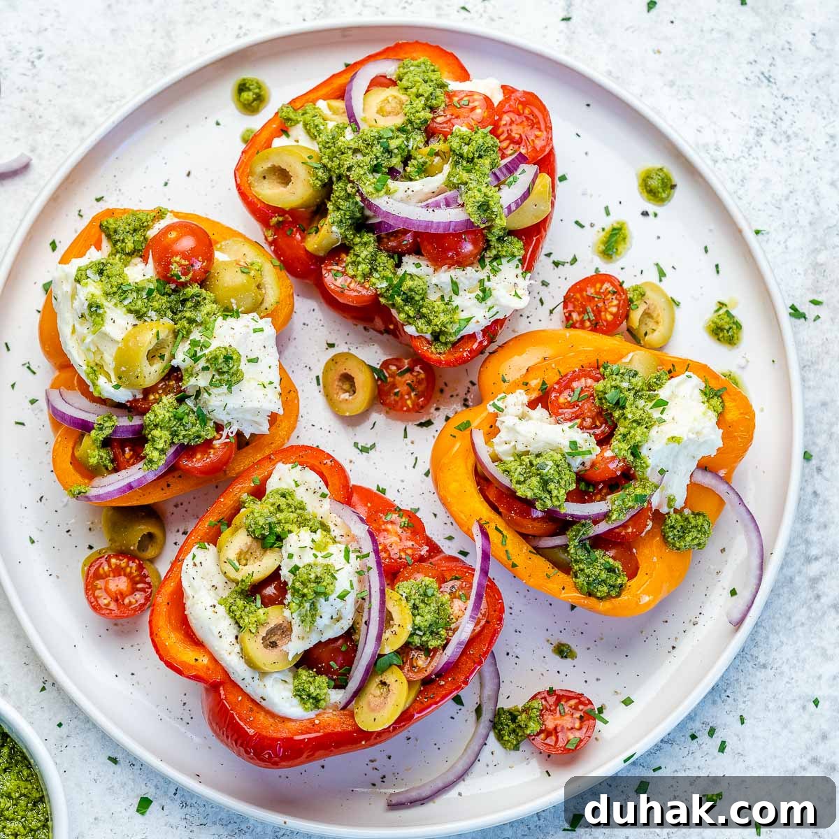Baked Bell Peppers Stuffed with Creamy Burrata 2 img 37978 1