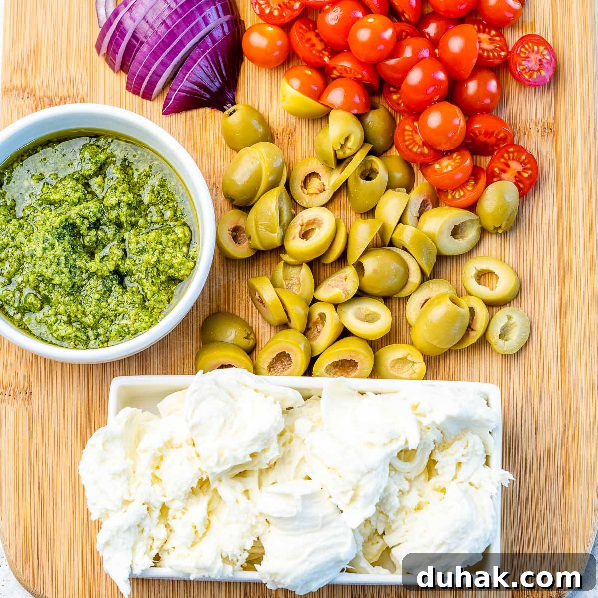 Baked Bell Peppers Stuffed with Creamy Burrata 4 img 37978 3