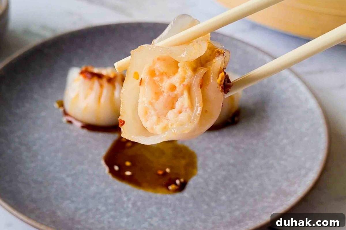 Half bitten har gow