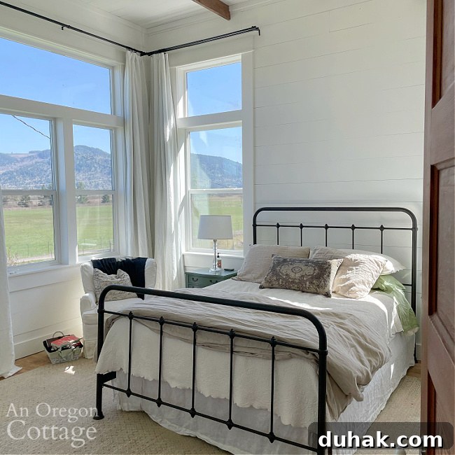 Farmhouse Moving Day: Vintage Rugs, Linen Finds, Books & More 7 farmhouse bedroom corner windows with curtains
