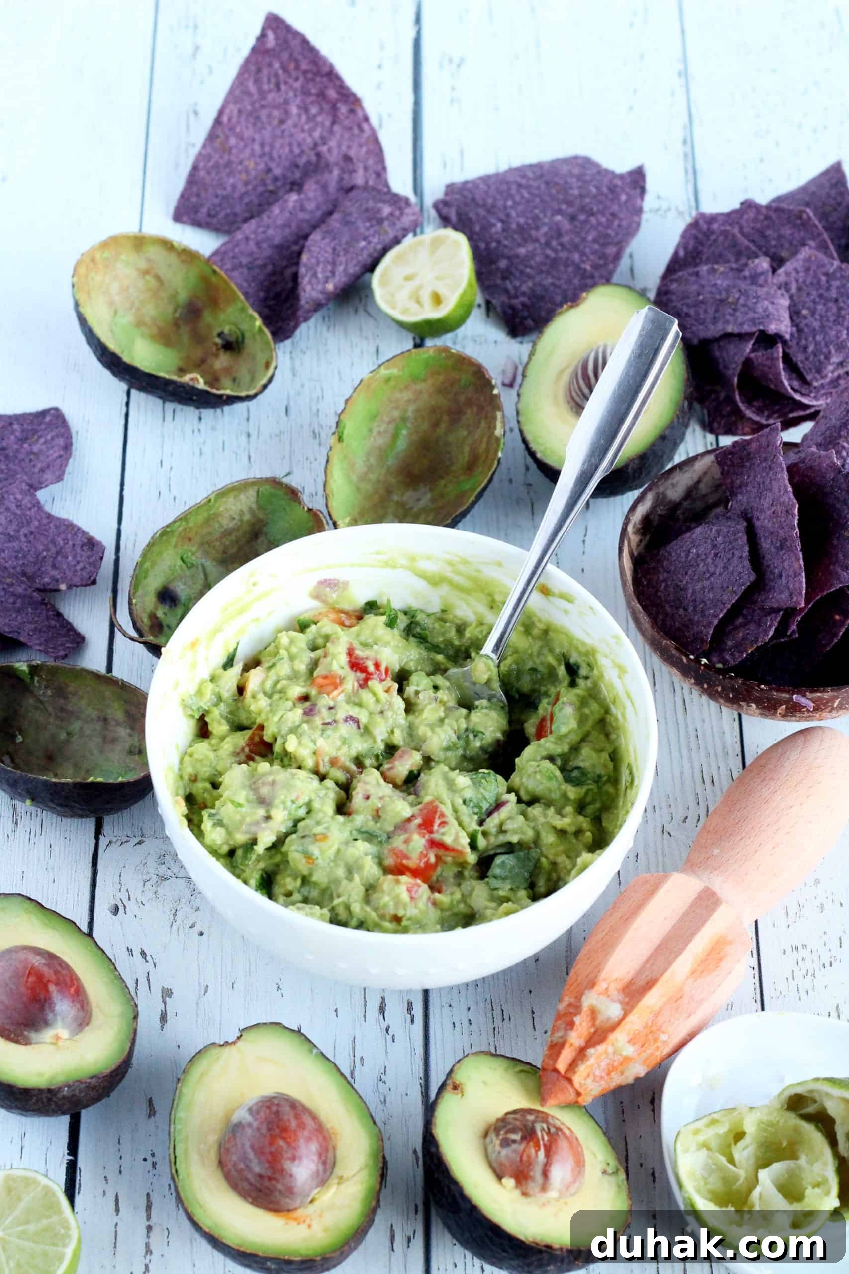 Guaranteed Ultimate Guacamole Recipe You’ll Love 9 guacamole dip in ceramic bowl