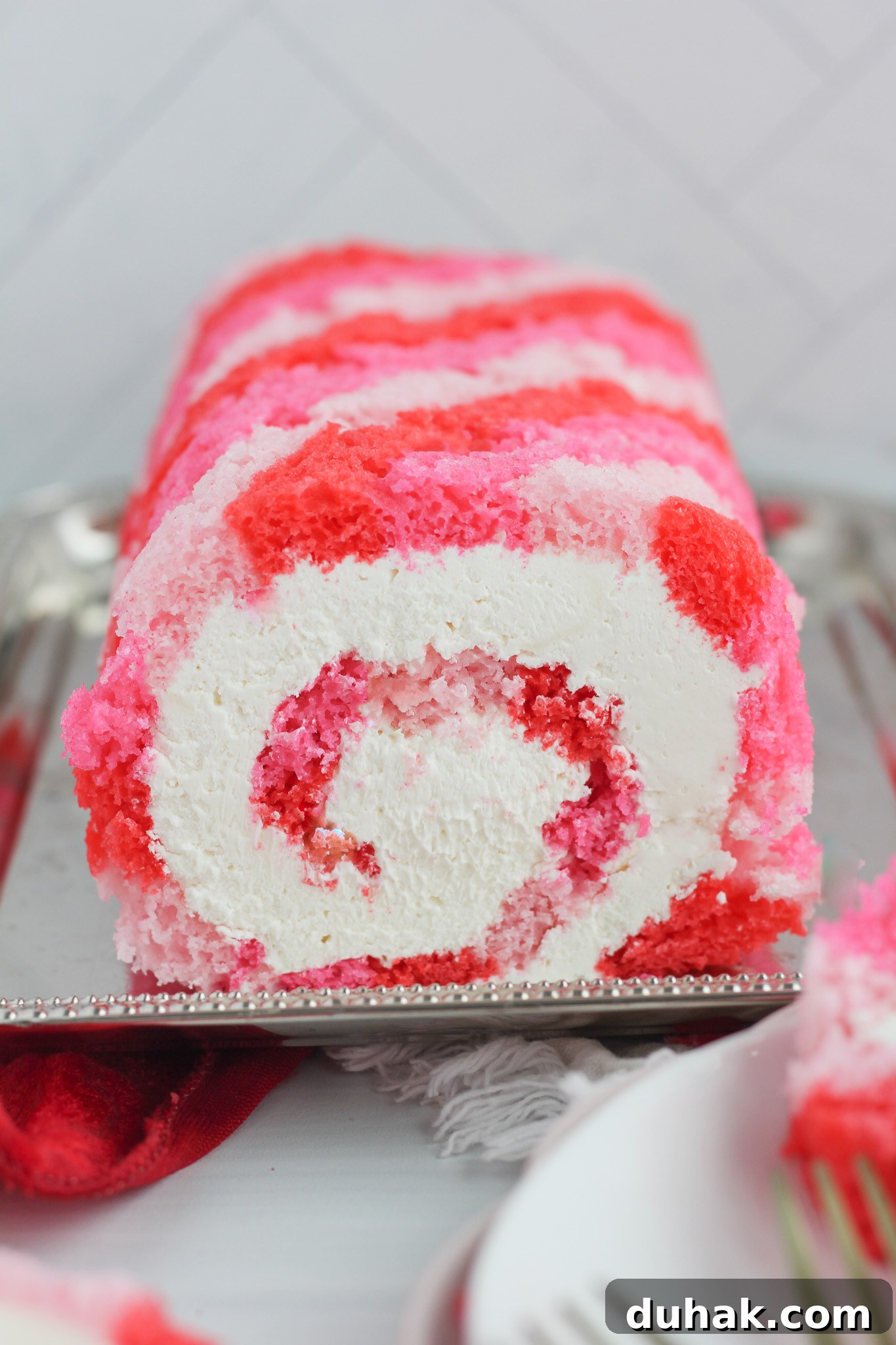 Valentine's Day Cake Roll Recipe: How to Make a Romantic Dessert 2 img 7594 1