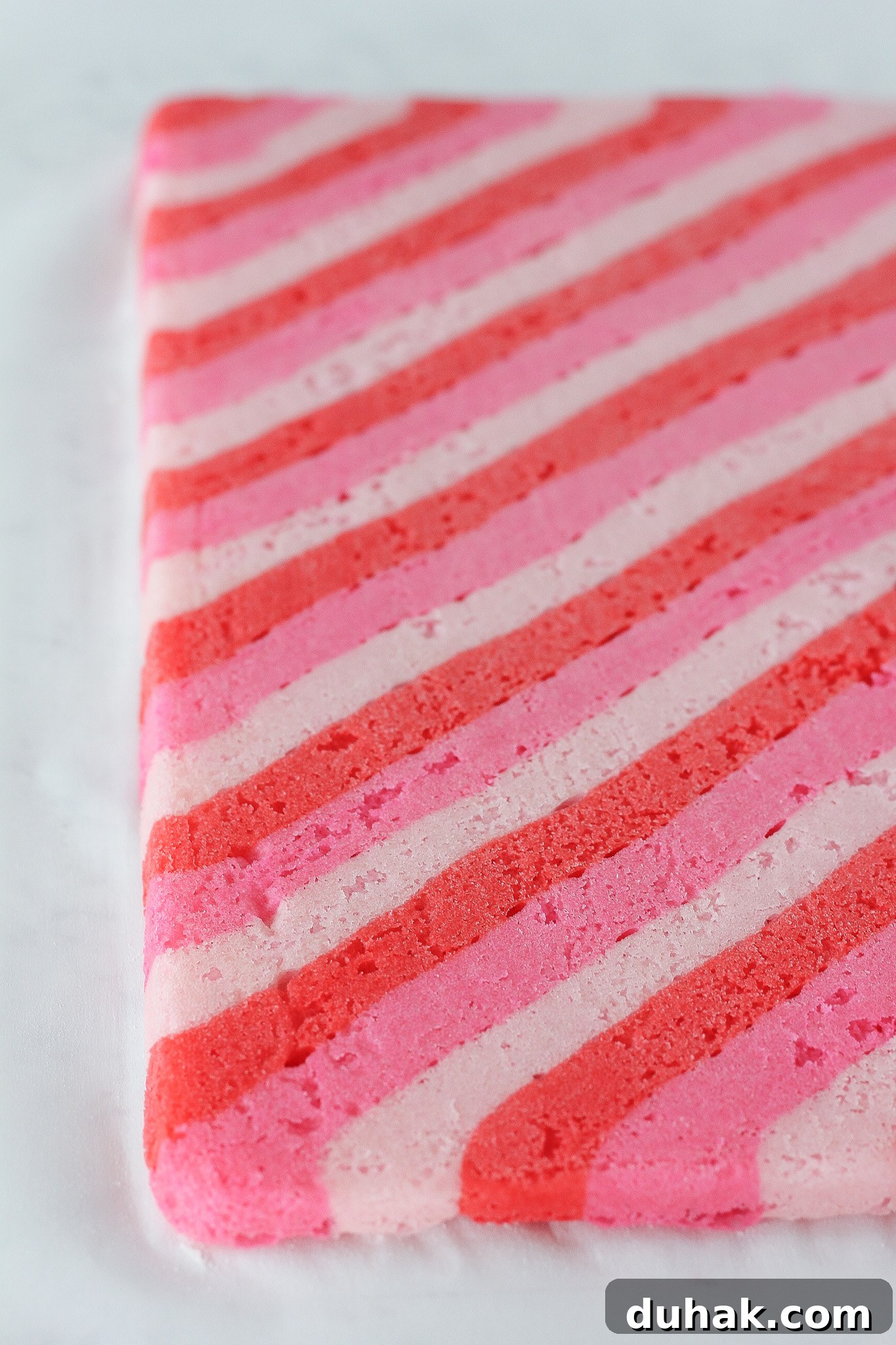 Valentine's Day Cake Roll Recipe: How to Make a Romantic Dessert 6 img 7594 5
