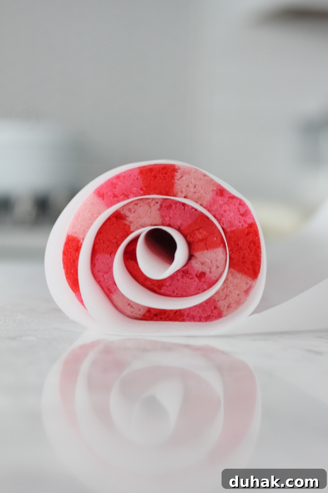 Valentine's Day Cake Roll Recipe: How to Make a Romantic Dessert 7 img 7594 6