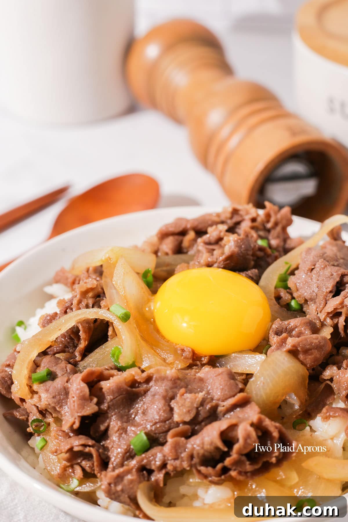 Authentic Gyudon: How to Make Japanese Beef Bowl at Home 7 Gyudon served in bowls